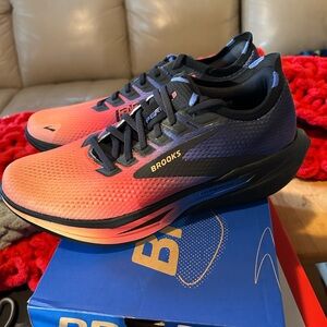 Men’s Brooks Hyperion 3 Night Shift Running Shoes